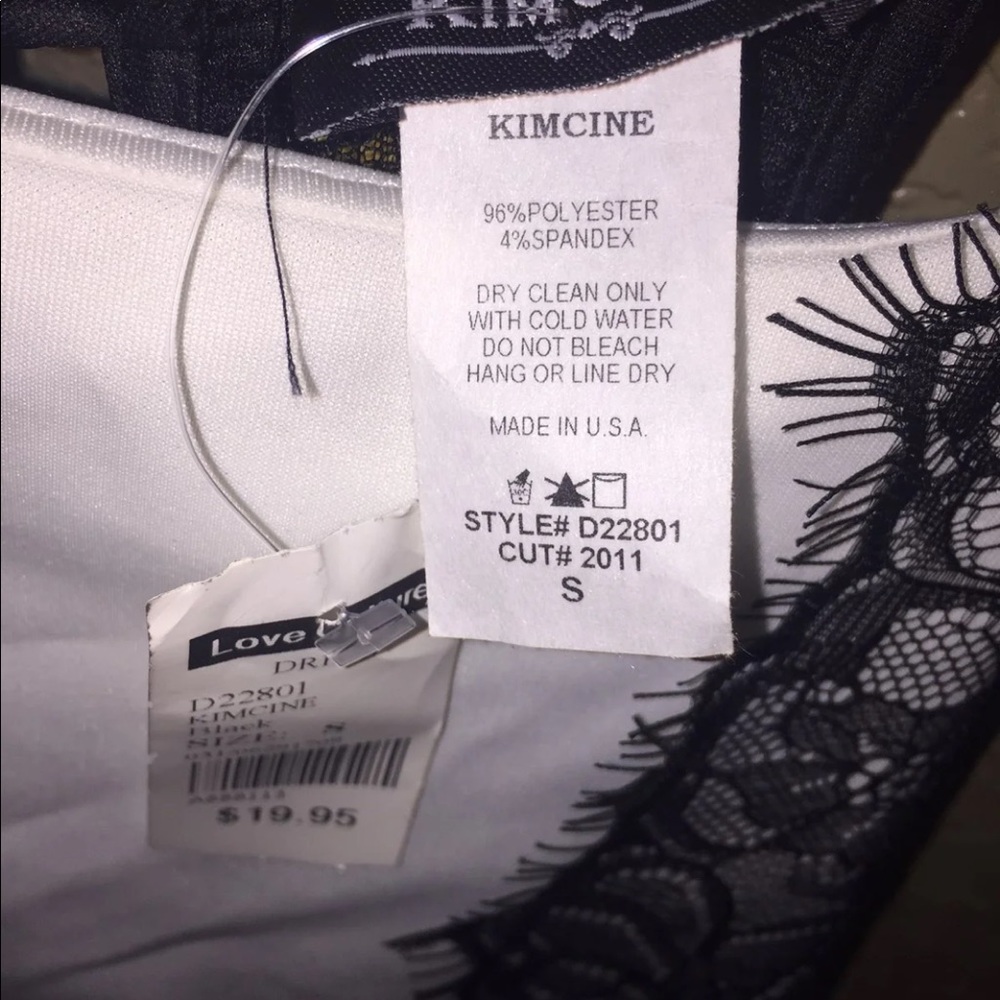 Dress - Picture 3 of 3